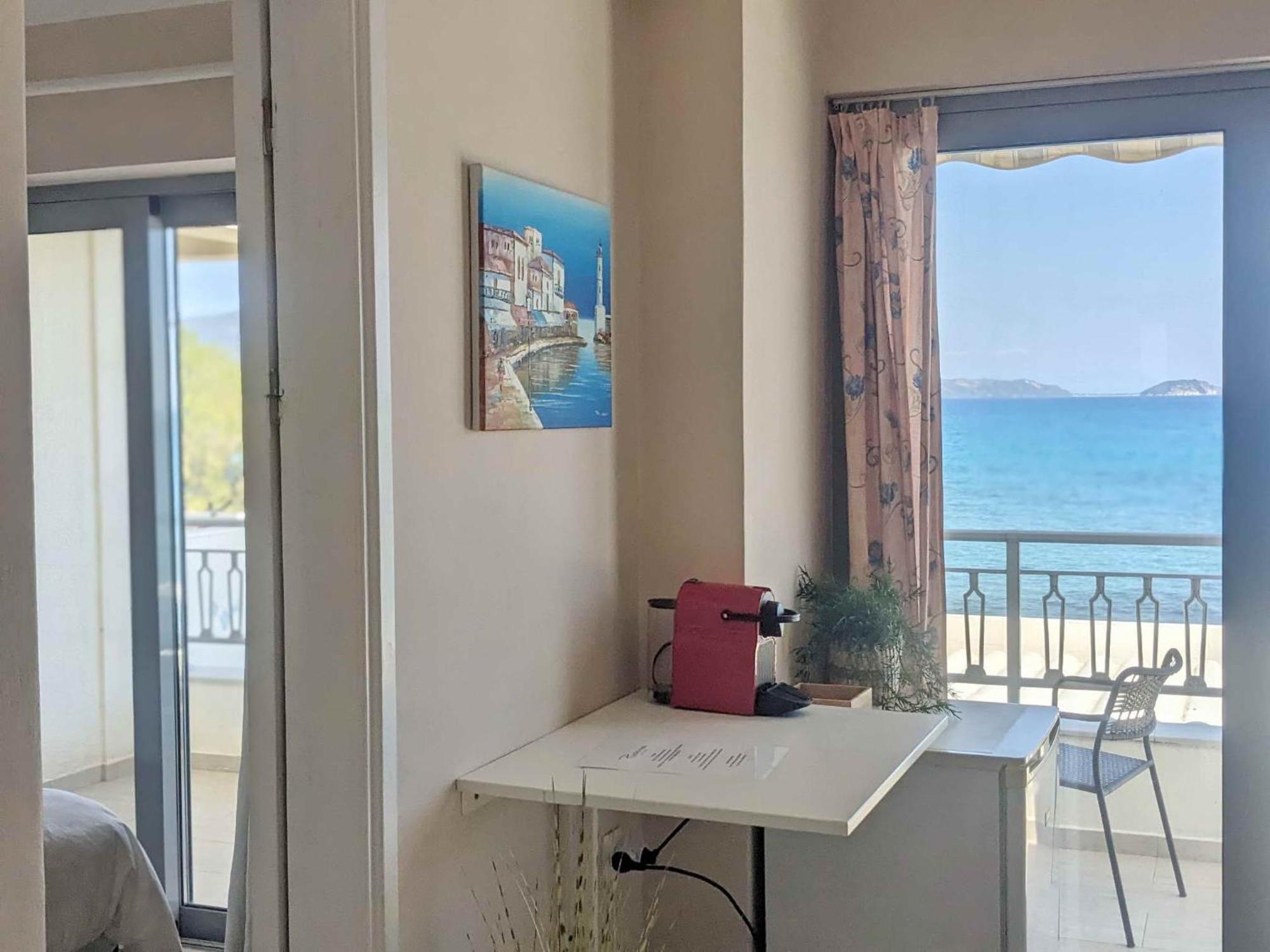 Panorama Inn Lithakia  Bagian luar foto